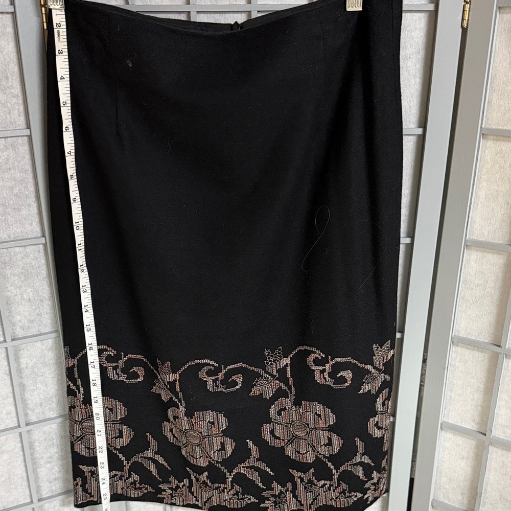 Tristan, Black and Pink Floral Two-Piece Set, Size 8 - Picture 7 of 11